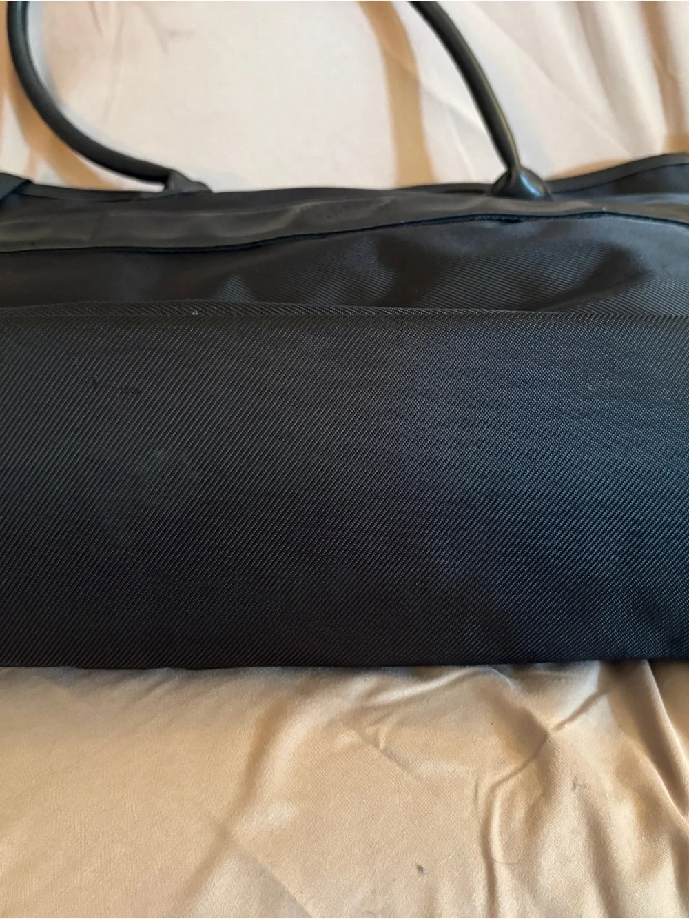 Kenneth Cole Reaction Black Chevron 15” laptop & tablet tote bag